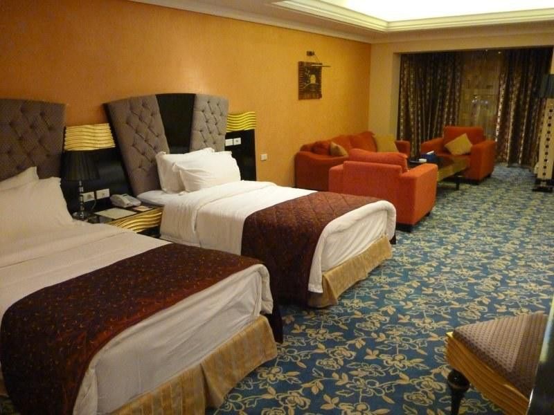Basra International Hotel ภายนอก รูปภาพ