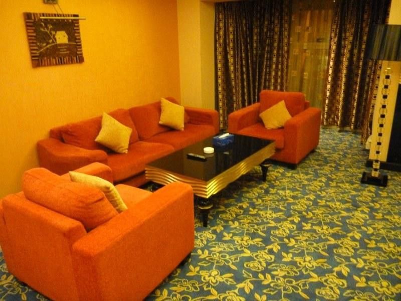 Basra International Hotel ภายนอก รูปภาพ