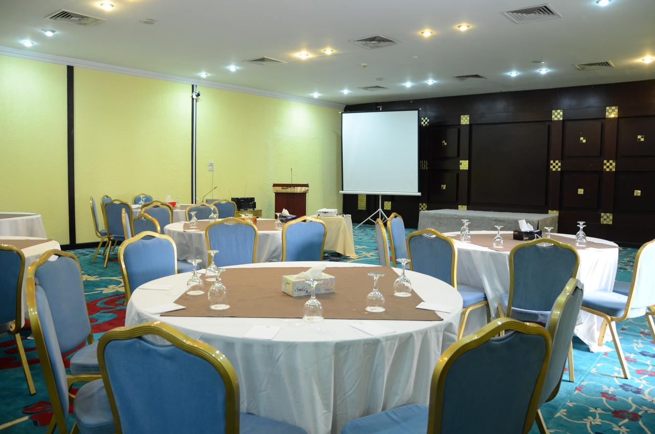 Basra International Hotel ภายนอก รูปภาพ