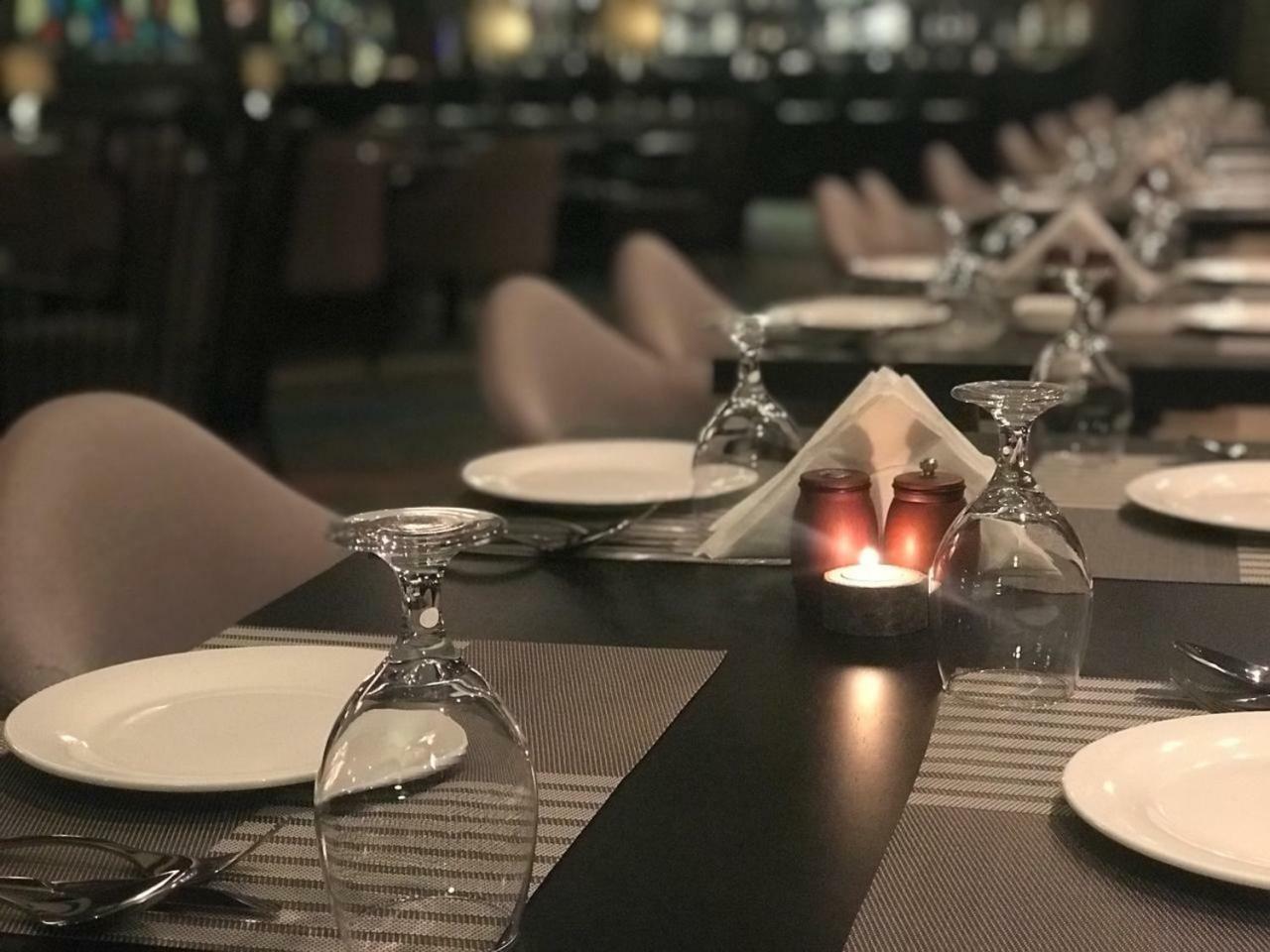 Basra International Hotel ภายนอก รูปภาพ
